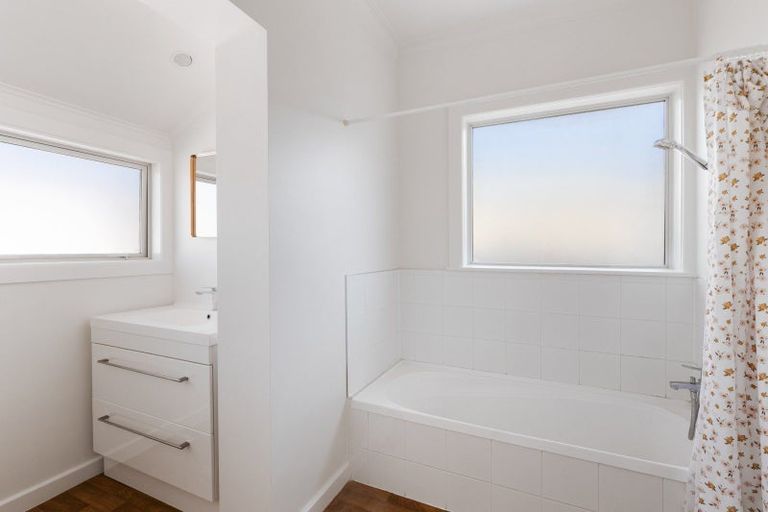 Photo of property in 174 Edgecumbe Road, Tauranga South, Tauranga, 3112