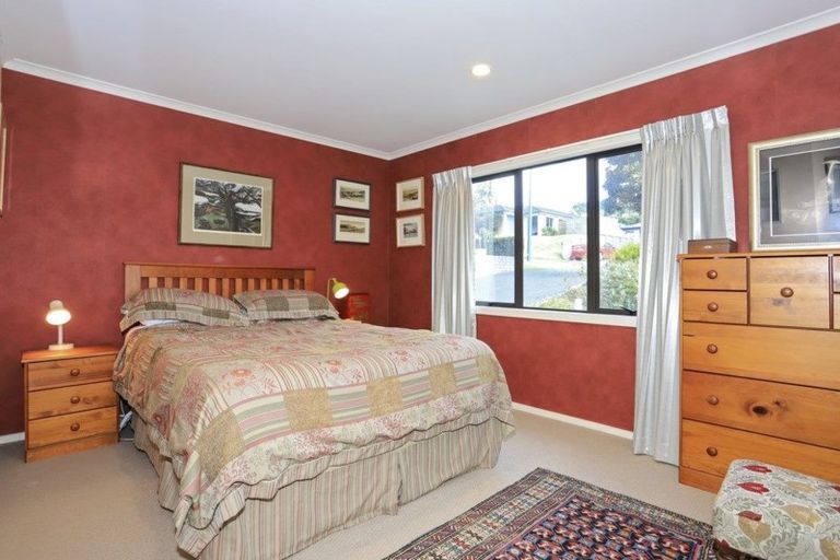 Photo of property in 11 Avon Rise, Welcome Bay, Tauranga, 3112