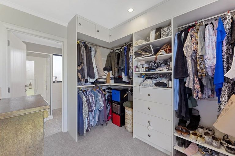 Photo of property in 58 Parnell Heights Drive, Kelvin Grove, Palmerston North, 4414