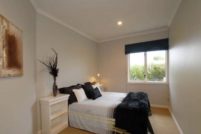Photo of property in 32 Regent Street, Devonport, Auckland, 0624