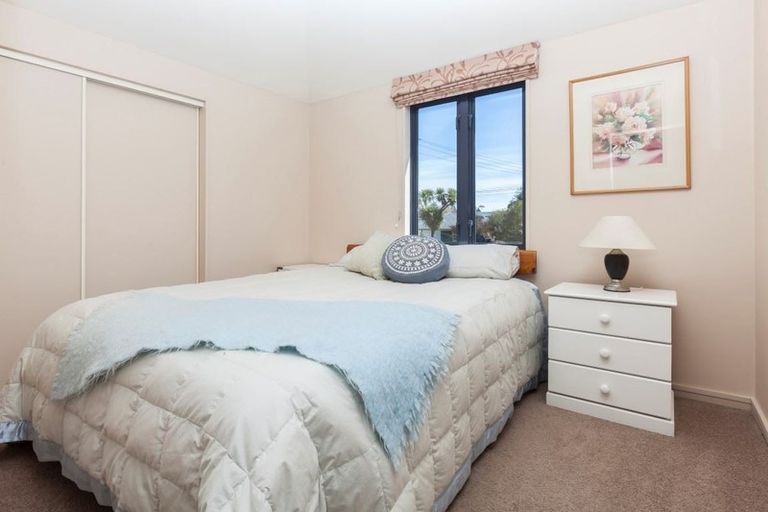 Photo of property in 57 Hinau Street, Fendalton, Christchurch, 8041