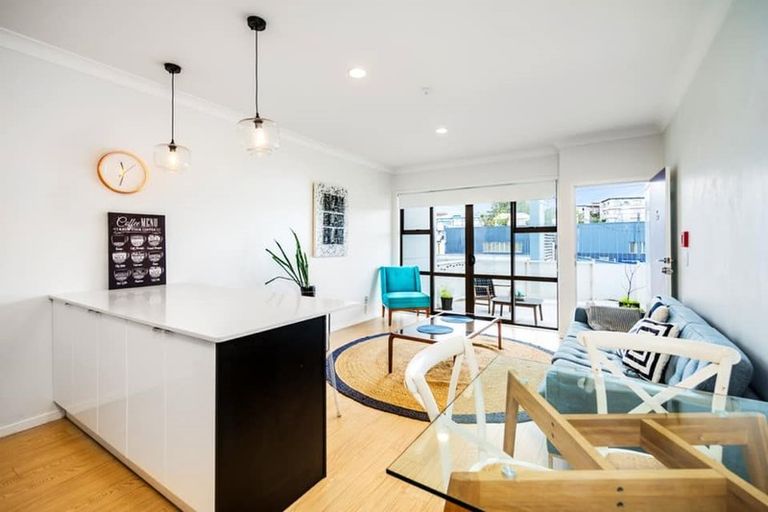 Photo of property in 103/3 Morningside Drive, Morningside, Auckland, 1025