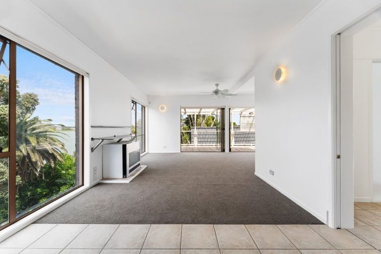Photo of property in 3/63a Norwood Road, Bayswater, Auckland, 0622