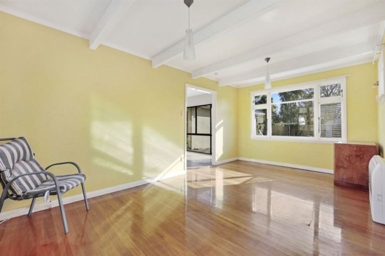 Photo of property in 47 Wainoni Road, Wainoni, Christchurch, 8061