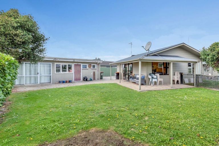Photo of property in 34 John F Kennedy Drive, Milson, Palmerston North, 4414