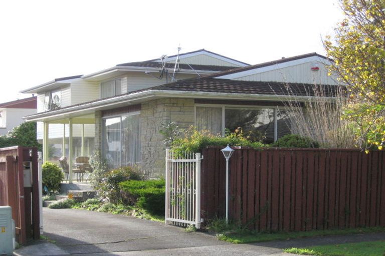 Photo of property in 27 Saint Columbans Grove, Boulcott, Lower Hutt, 5010