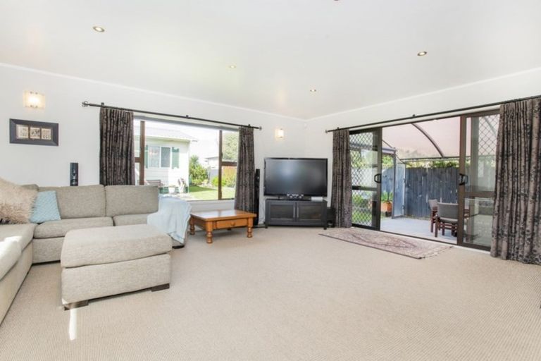 Photo of property in 52 Awapuni Road, Awapuni, Gisborne, 4010