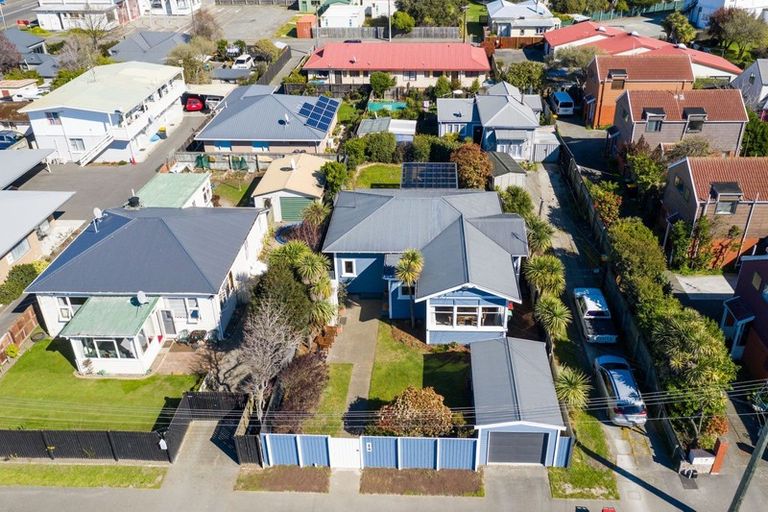 Photo of property in 170 Shaw Avenue, New Brighton, Christchurch, 8083