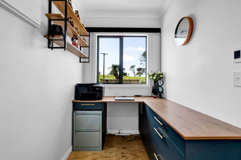 Photo of property in 43 Quinns Road, Normanby, Hawera, 4673