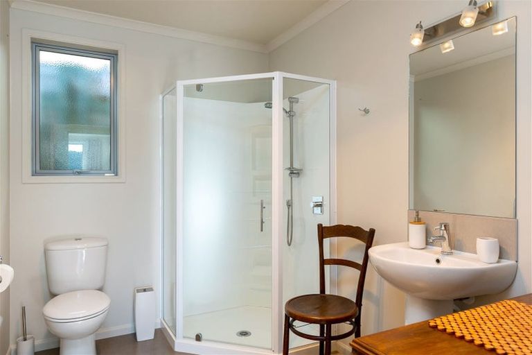 Photo of property in 7 Collins Place, Picton, 7220