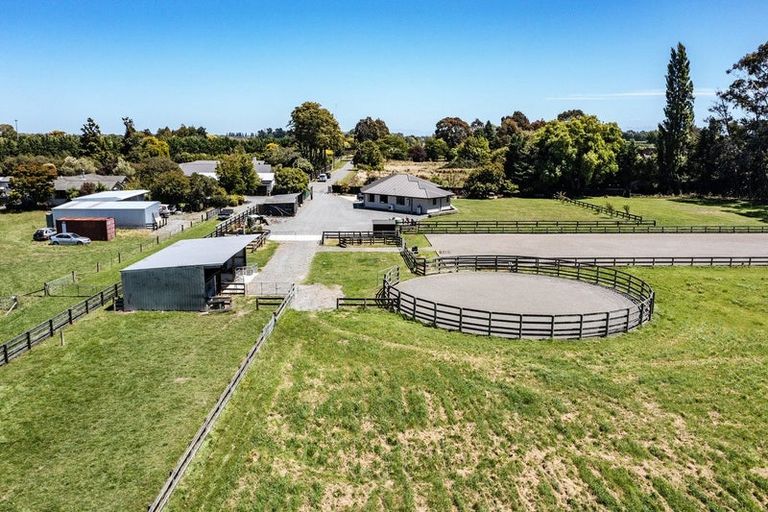 Photo of property in 33 Langes Road, Marshland, Christchurch, 8051