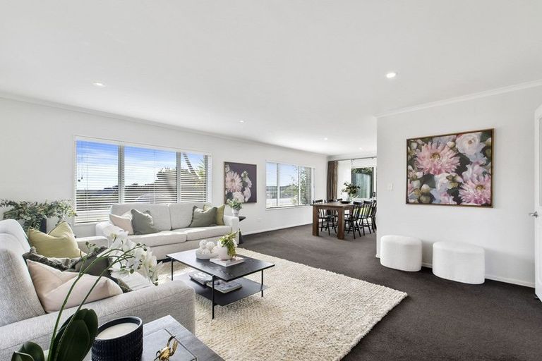 Photo of property in 42 Grace James Road, Pukekohe, 2120