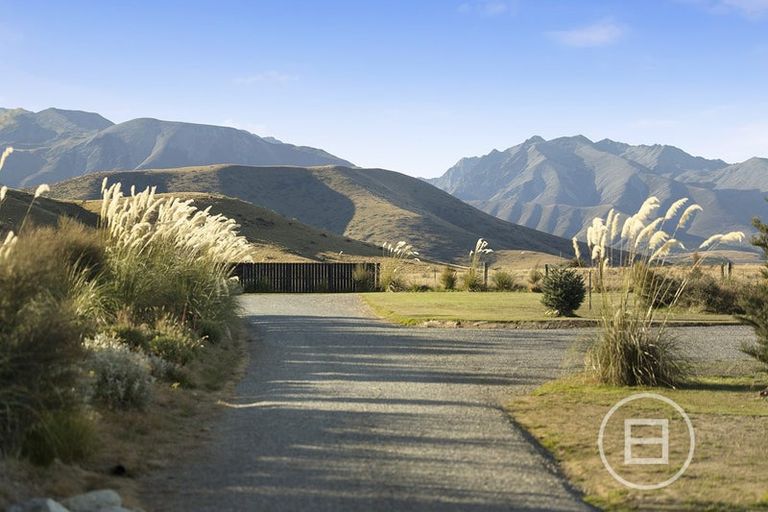 Photo of property in 117 Ben Ohau Road, Ben Ohau, Twizel, 7999