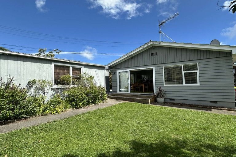 Photo of property in 71 Kiwi Road, Raumati Beach, Paraparaumu, 5032