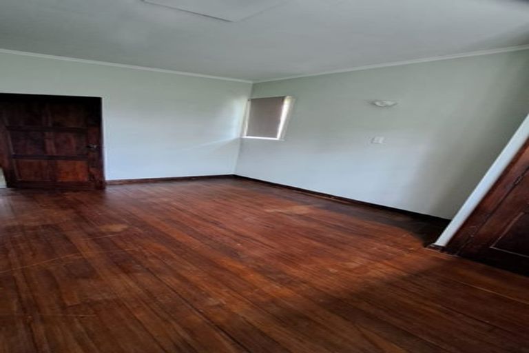 Photo of property in 325 Lake Road, Hauraki, Auckland, 0622