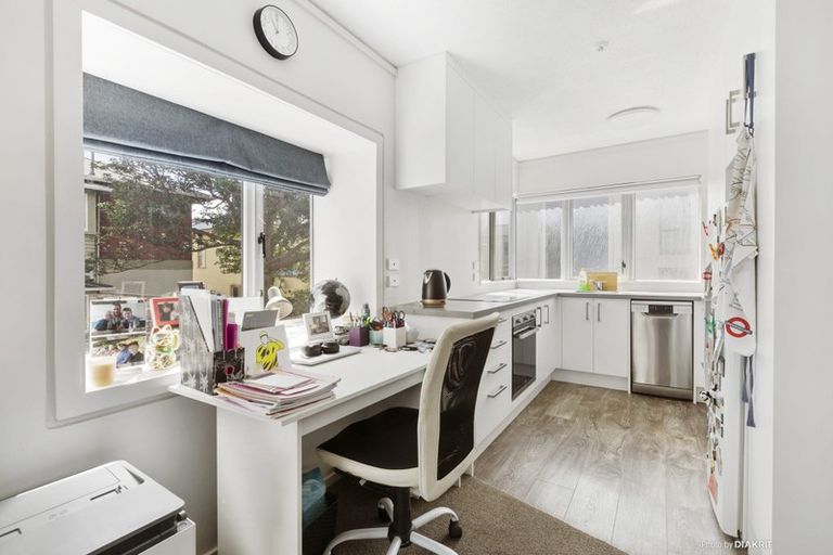 Photo of property in Iona Towers, 101/140 Abel Smith Street, Te Aro, Wellington, 6011