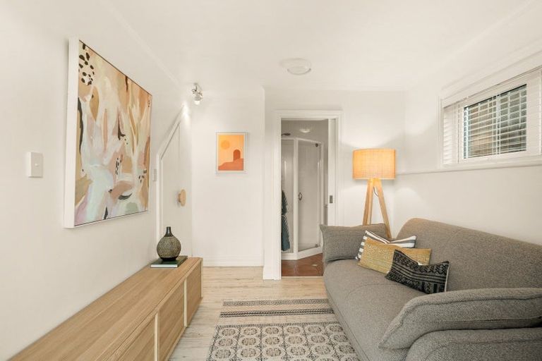 Photo of property in 27 Mortimer Terrace, Aro Valley, Wellington, 6021