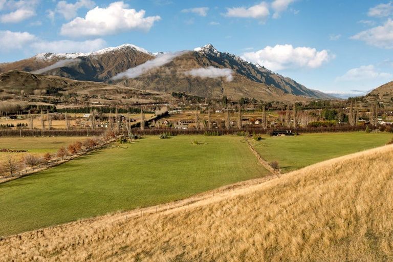 Photo of property in 99 Speargrass Flat Road, Speargrass Flat, Queenstown, 9371