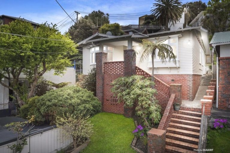 Photo of property in 565 Broadway, Miramar, Wellington, 6022