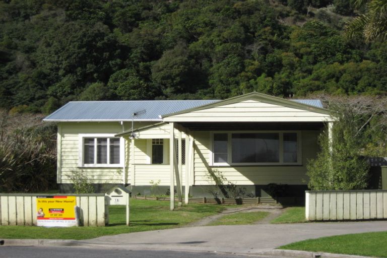Photo of property in 1b Salonika Street, Whakatane, 3120