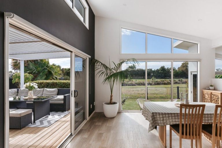 Photo of property in 29 Oriental Parade, Papamoa Beach, Papamoa, 3118