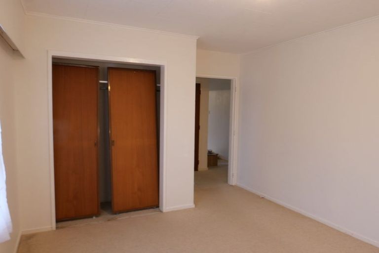 Photo of property in 2 Princeton Road, Raumati Beach, Paraparaumu, 5032