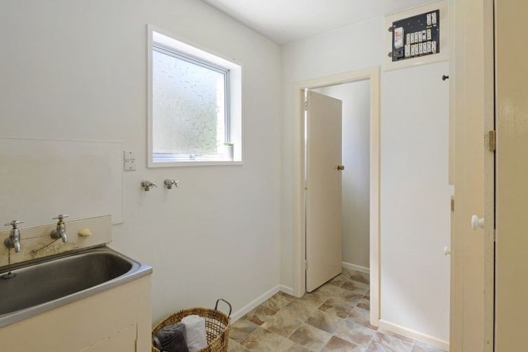 Photo of property in 18 Bayview Place, Cass Bay, Lyttelton, 8082