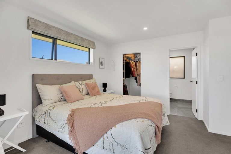 Photo of property in 4 Ronomor Place, Whitianga, 3510