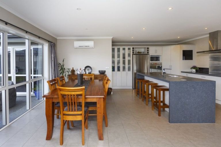 Photo of property in 10 Doncaster Court, Awapuni, Palmerston North, 4412