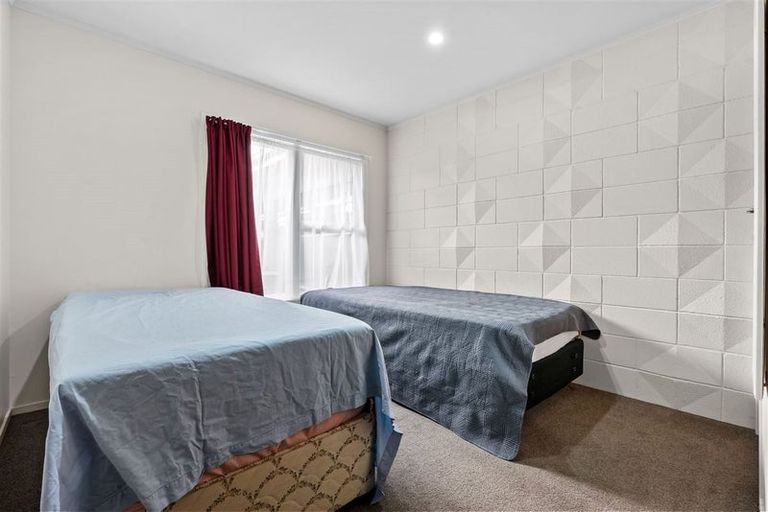 Photo of property in 2/67 Park Avenue, Papatoetoe, Auckland, 2025