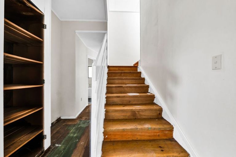 Photo of property in 117 Weraroa Road, Waverley, 4510