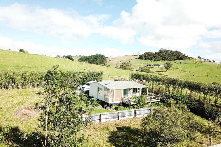 Photo of property in 60 Valley View Road, Otaika, Whangarei, 0170