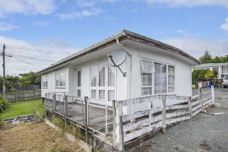 Photo of property in 4 Raewyn Street, Morningside, Whangarei, 0110