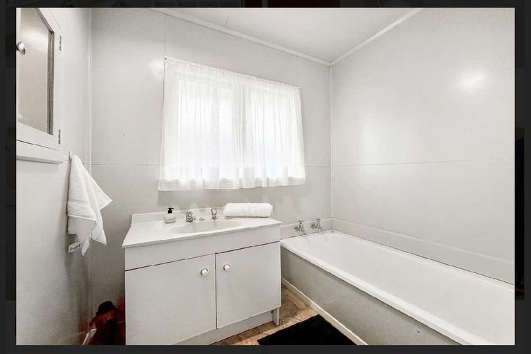 Photo of property in 131 Foremans Road, Islington, Christchurch, 8042