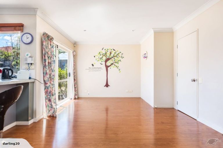Photo of property in 80 Hillwell Drive, Henderson, Auckland, 0612
