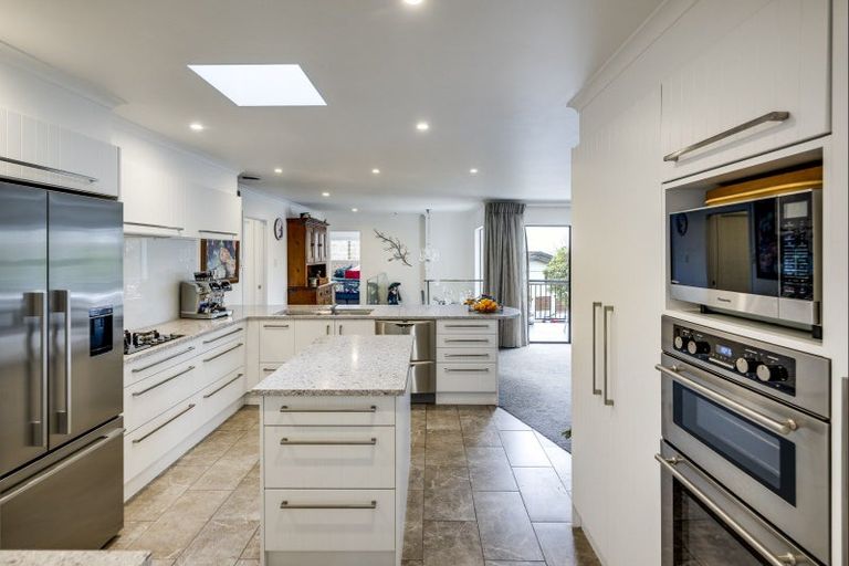 Photo of property in 7 Tui Glen, Havelock North, 4130