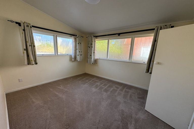 Photo of property in 575 East Coast Road, Browns Bay, Auckland, 0630