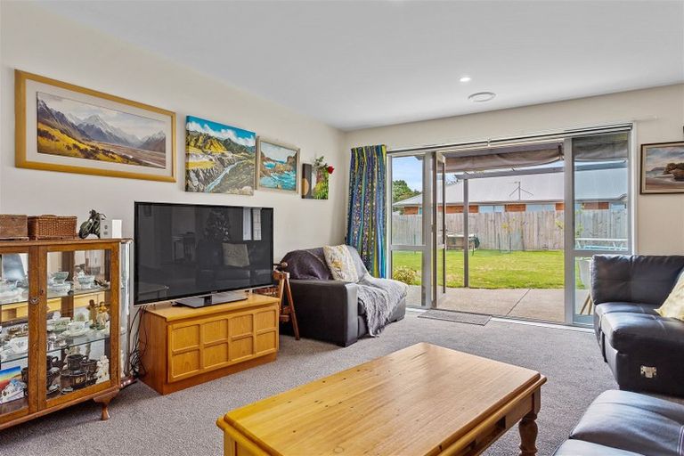 Photo of property in 44 Birdwood Avenue, Beckenham, Christchurch, 8023