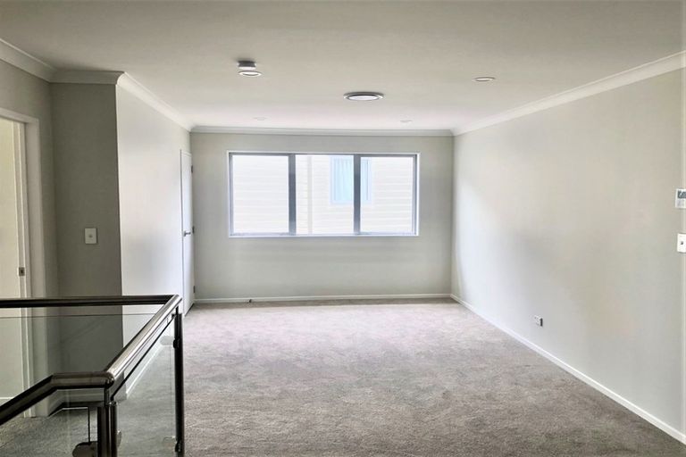 Photo of property in 60 Hikuawa Road, Flat Bush, Auckland, 2019