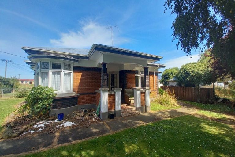 Photo of property in 8 Donnington Street, Ohai, 9635