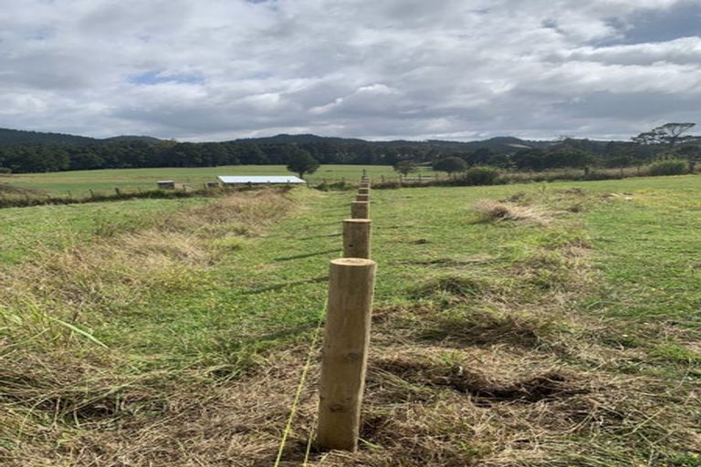 Photo of property in 825 Whareora Road, Whareora, 0175