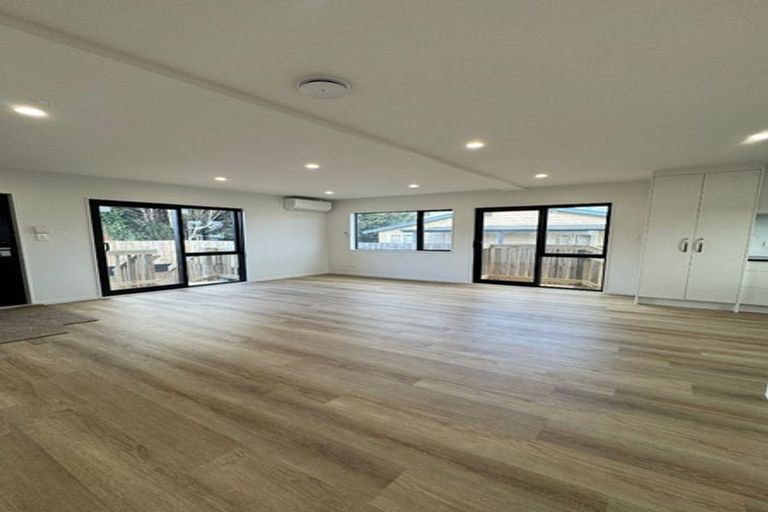 Photo of property in 73d Arimu Road, Papakura, 2110