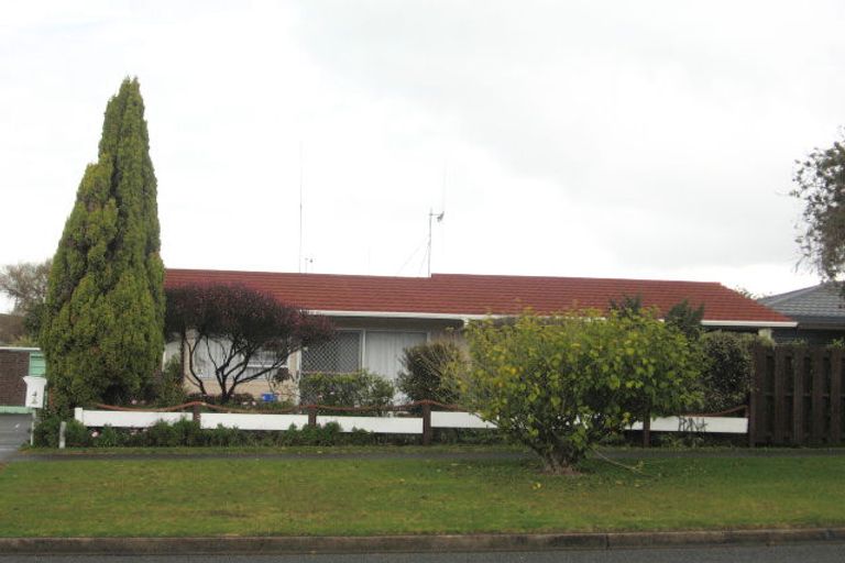 Photo of property in 4 Wanaka Street, Tikipunga, Whangarei, 0112