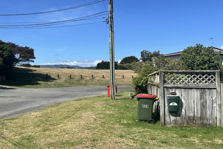 Photo of property in 22 Kowhai Grove, Raumati Beach, Paraparaumu, 5032