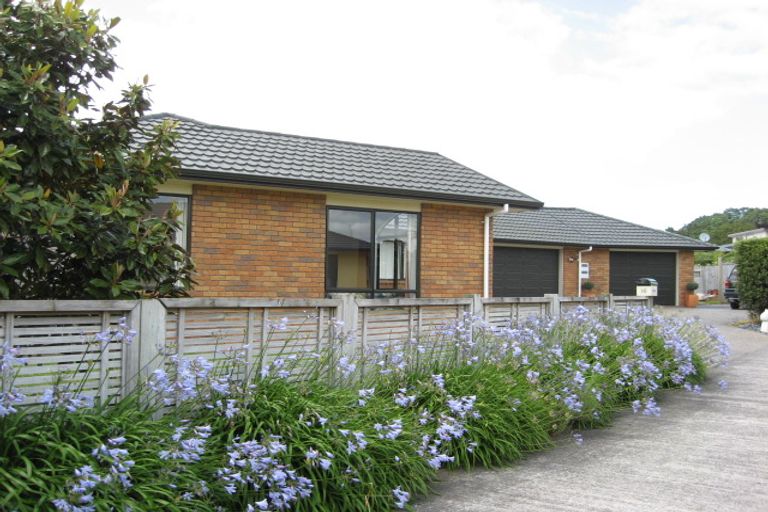 Photo of property in 16 Avonbrook Lane, Pukekohe, 2120