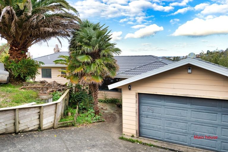 Photo of property in 27 Cherry Tree Place, Massey, Auckland, 0614