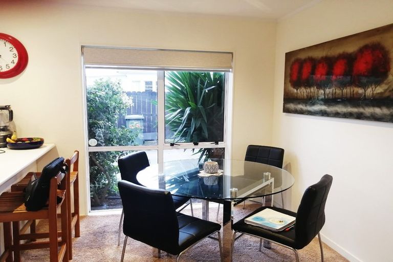 Photo of property in 2/10 Mangarata Avenue, Papatoetoe, Auckland, 2025
