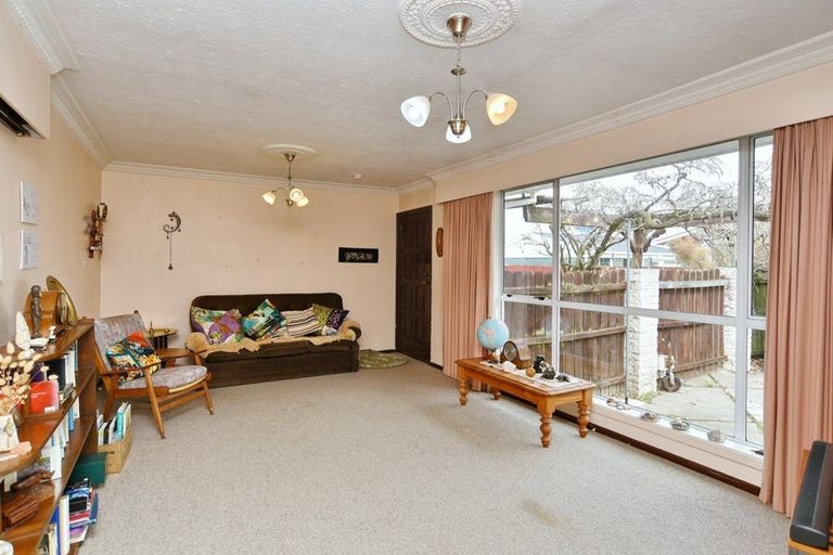 Photo of property in 32 Monowai Crescent, North New Brighton, Christchurch, 8083