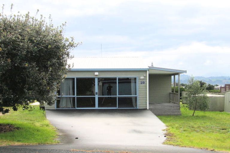 Photo of property in 29 Meiklejohn Way, Omaha, 0986