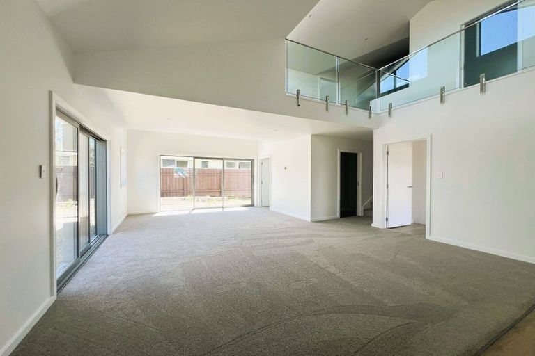 Photo of property in 16 Martin Street, Palmerston North, 4414